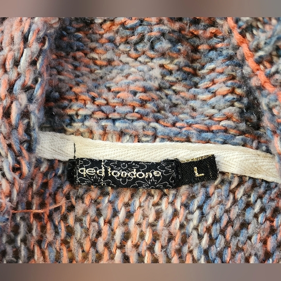 Women's Chunky Knit Cardigan Sweater Size L (Fits more like M) - Picture 2 of 2